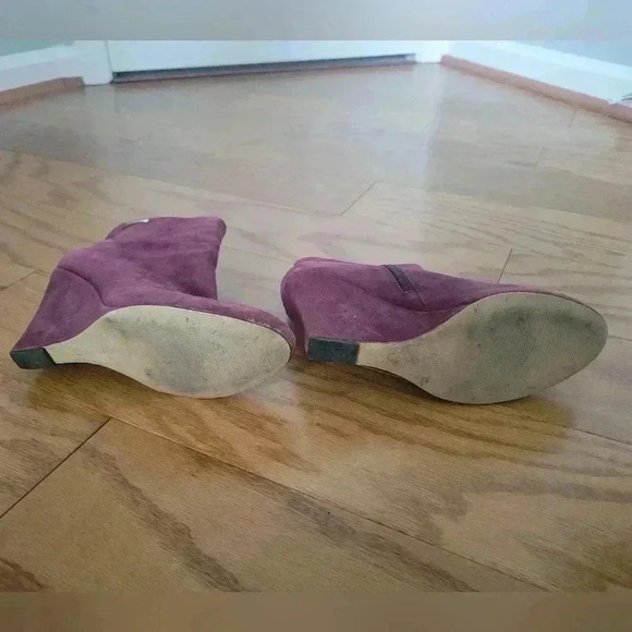 EUC Calvin Klein Suede Ankle Booties - Picture 4 of 4